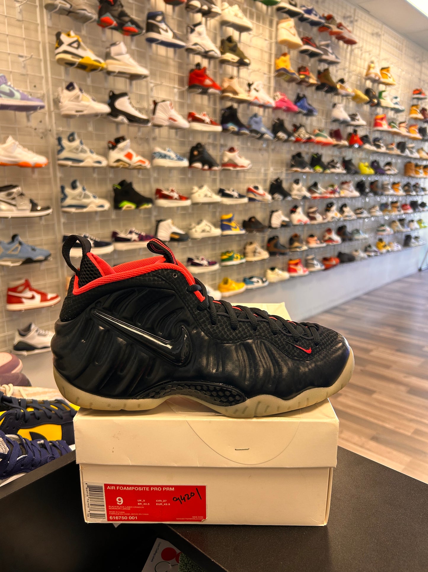 Yeezy Foamposite Size 9