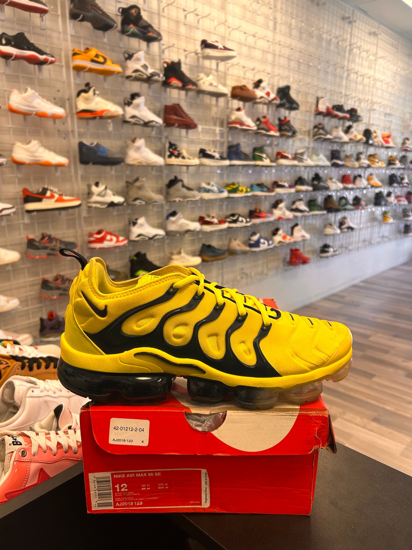 Bumblebee Vapormax Plus Size 12
