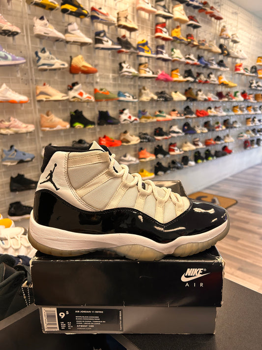 Concord 11s Size 9.5