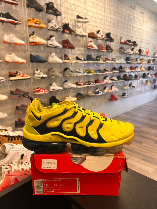 Bumblebee Vapormax Plus Size 12