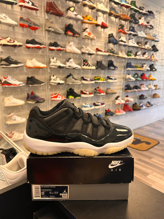 72-10 11s Low Size 8