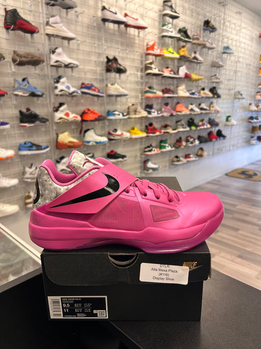 KD 4s Aunt Pearls Size 9,5