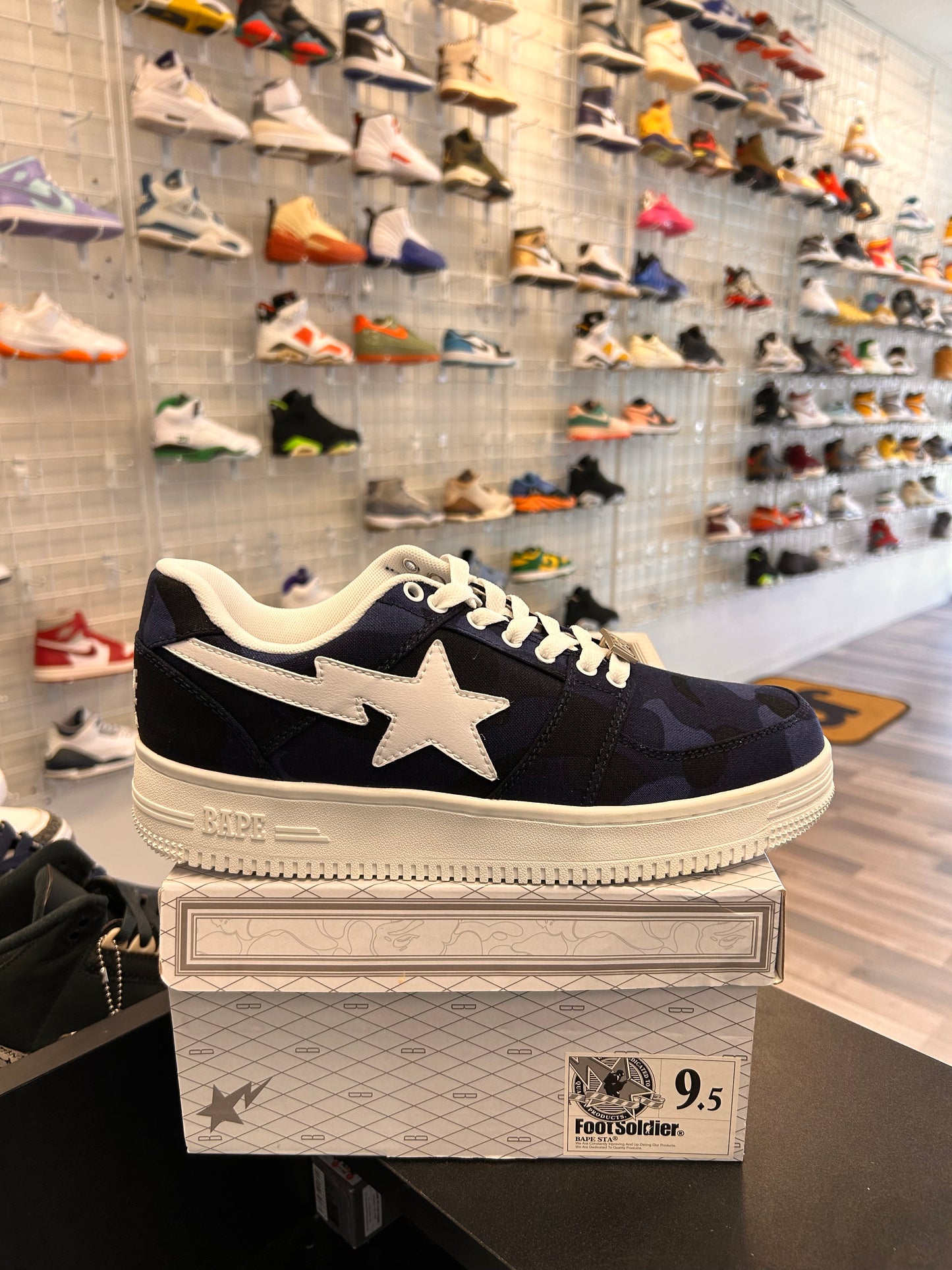 Dark Blue Camo Bapestas Size 9