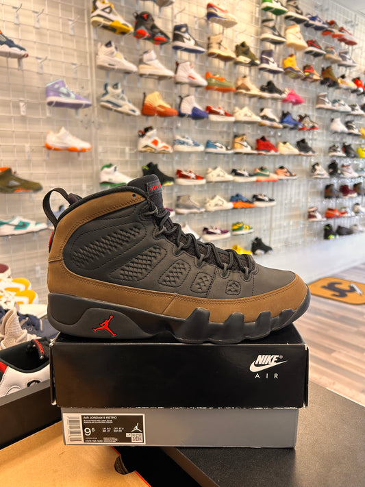 Olive 9s Size 9.5