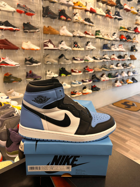 Unc Toe 1s Size 10