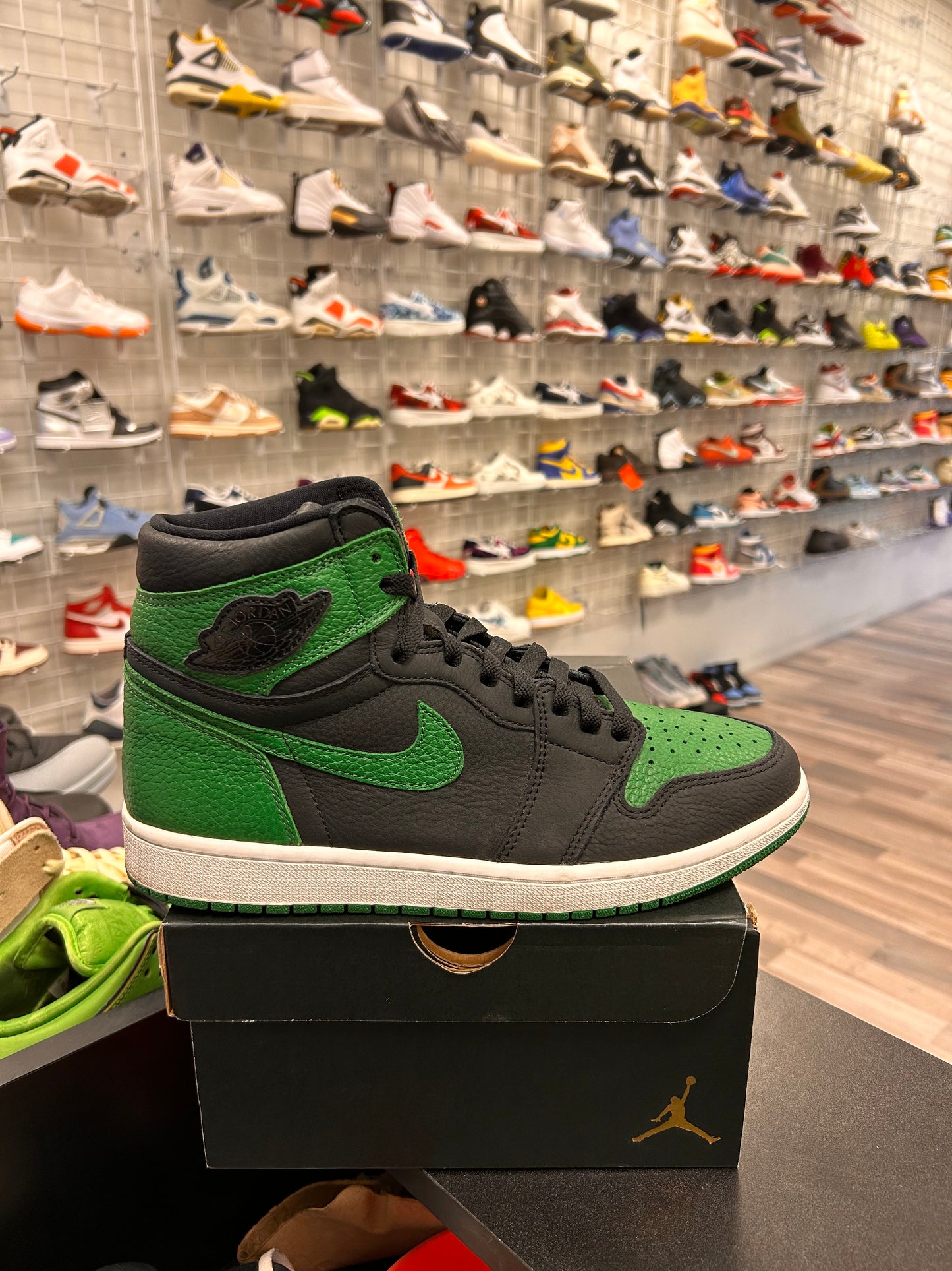 Pine Green 1s Size 10